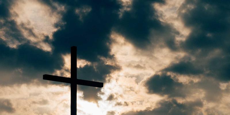 武汉长江大桥徒步观景全攻略:桥头堡历史、黄金拍摄时间与周边经典机位,附本地生活便民指南